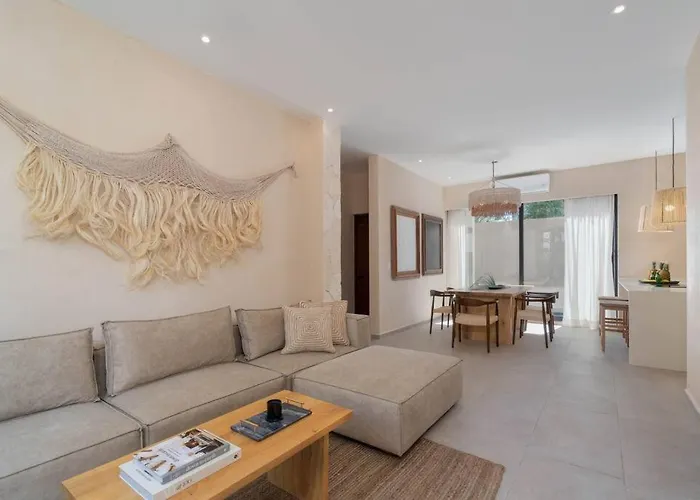 Lujoso Departamento Boho-chic Con Alberca Privada